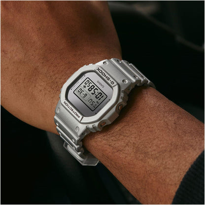 [D] DW-5600FF-8D