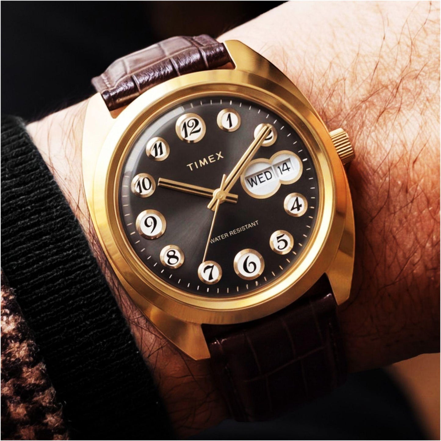 TW2Y82100
